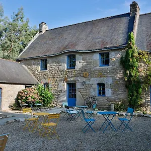https://des-feuilles-et-des-hiboux.inbrittany.com